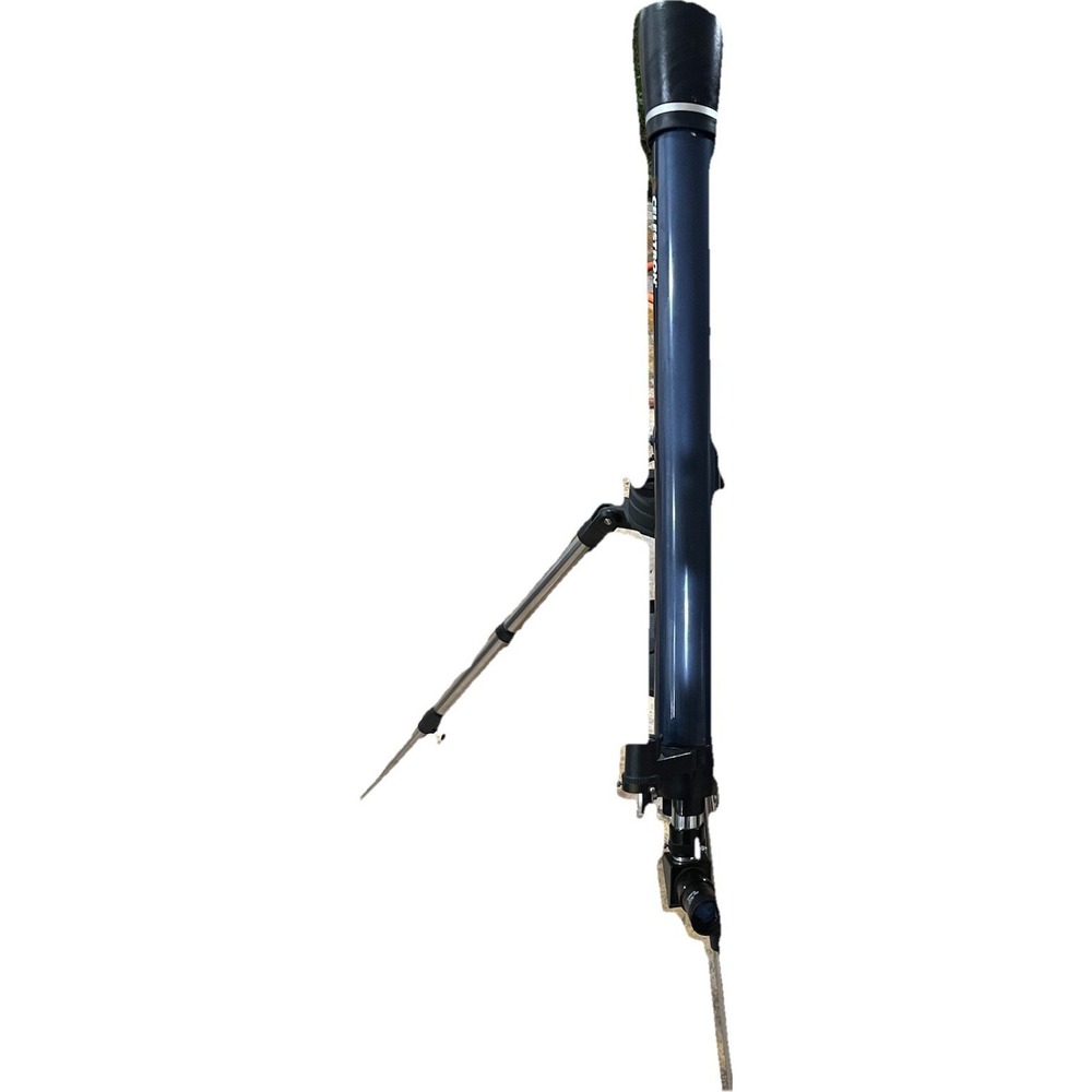 35/Celestron AstroMaster 70 Refractor Telescope 70mm Altazimuth Mounted